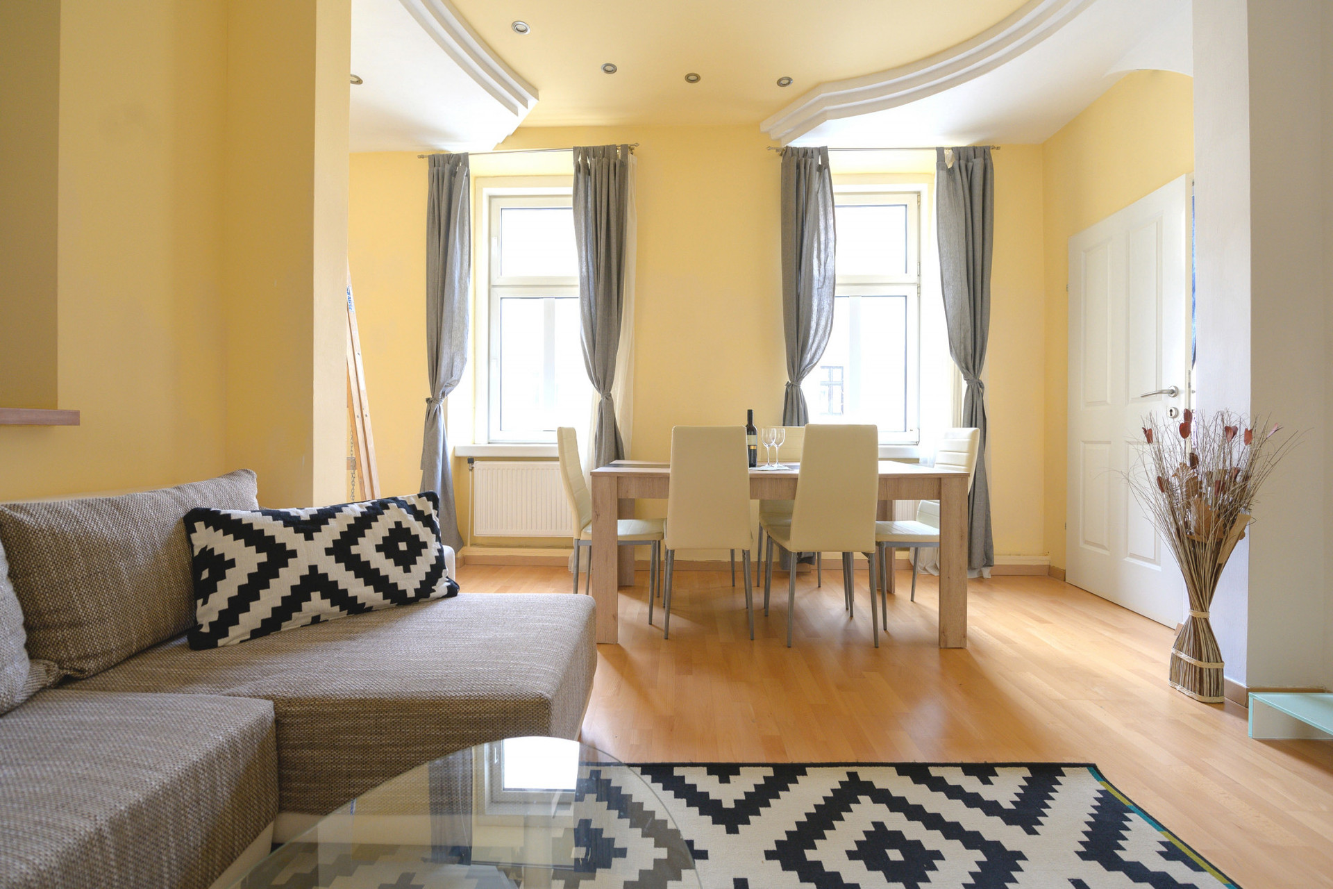 ESSTISCH