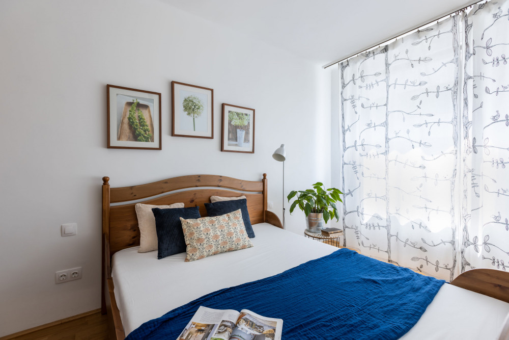 Sunny 2 room apartment in the heart of Buda preview