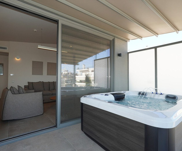 The Riviera Loft & Private Jacuzzi by Unoblu®