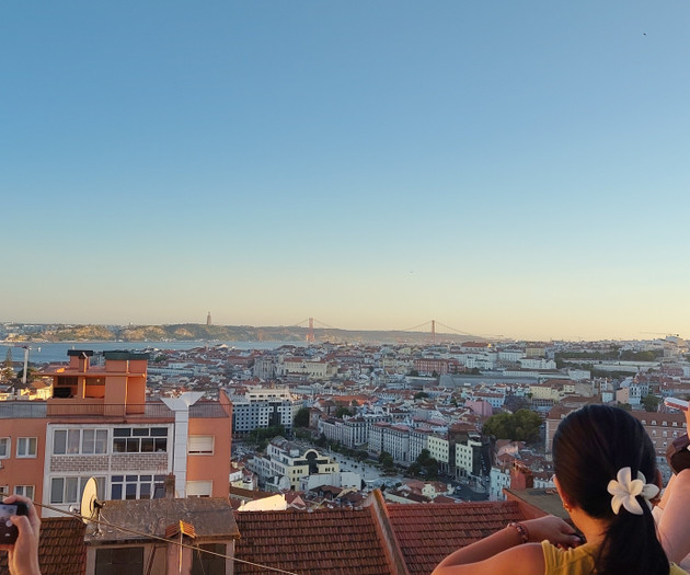 2-Bedroom Panoramic City & River Views | Graça