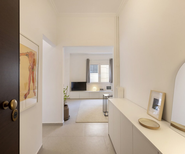 Beautifully curated 1br in Keramikos