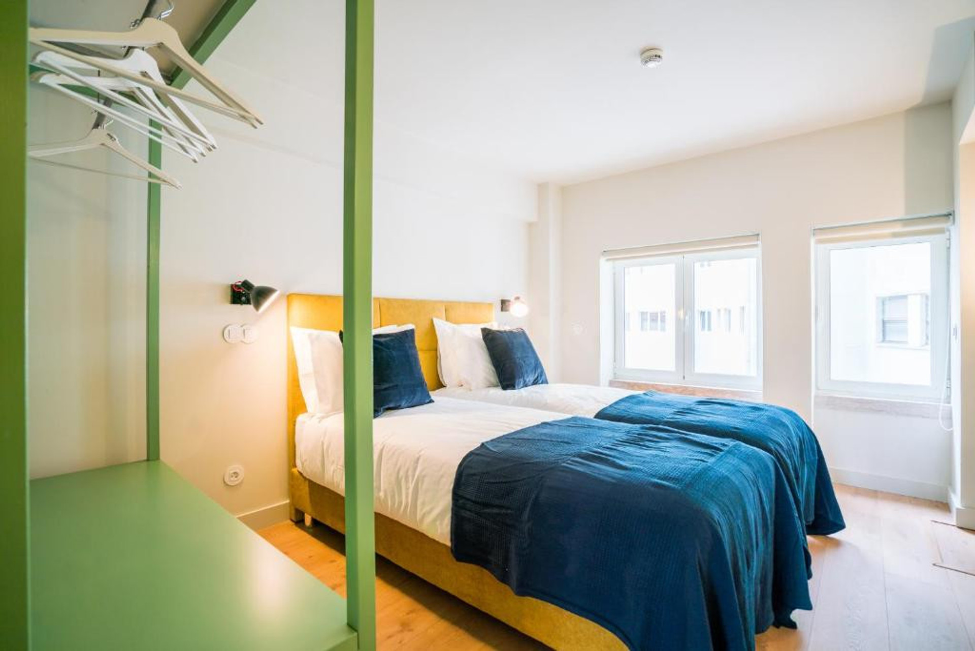 Room (twin beds)
