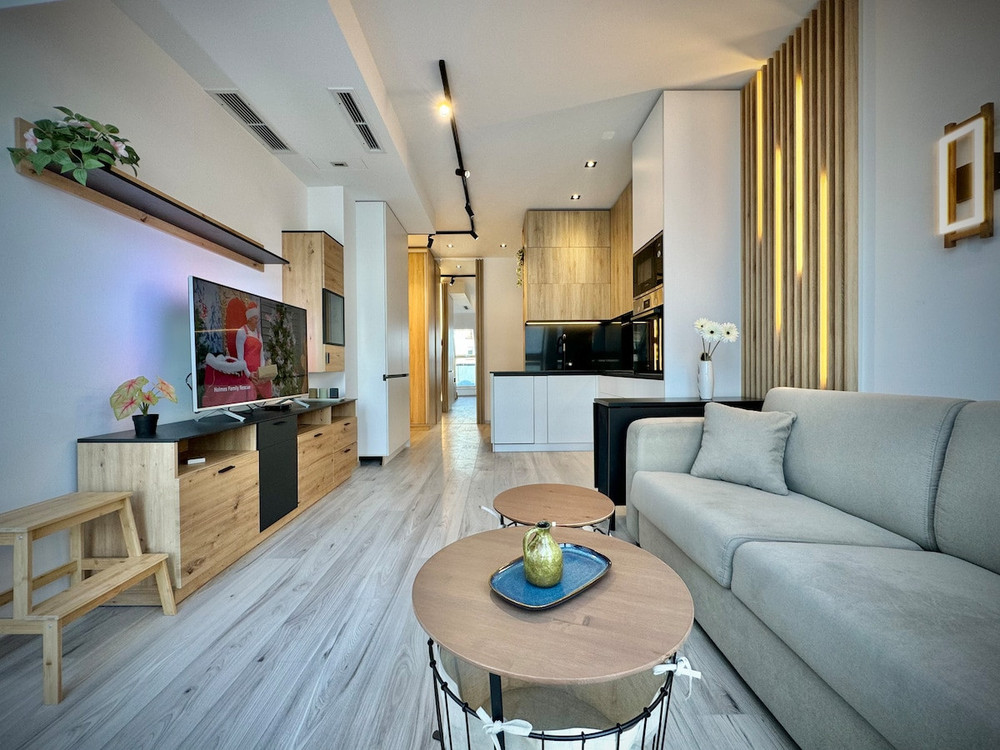 City Modern & Classy Apartment with Parking preview