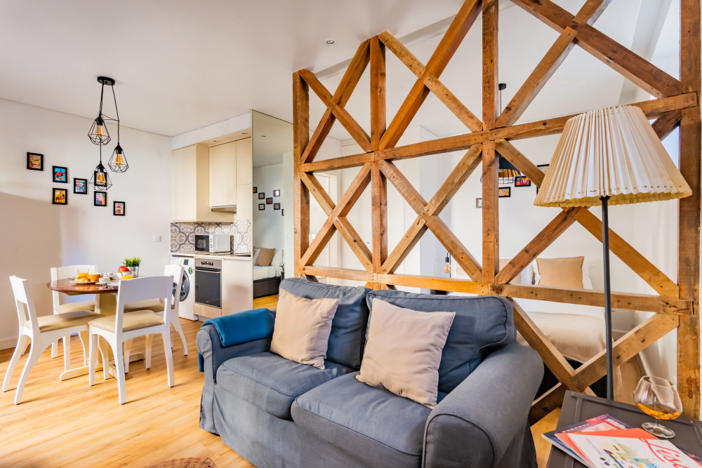 Carmo Comfy Studio preview