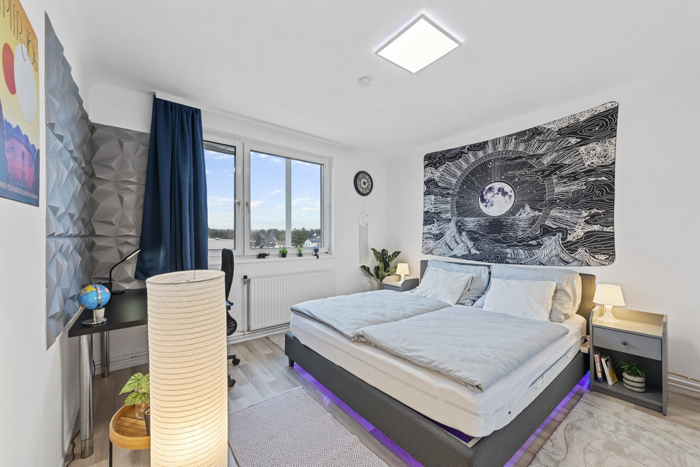 Big 1 Bedroom Apartment near Airport & City Center preview