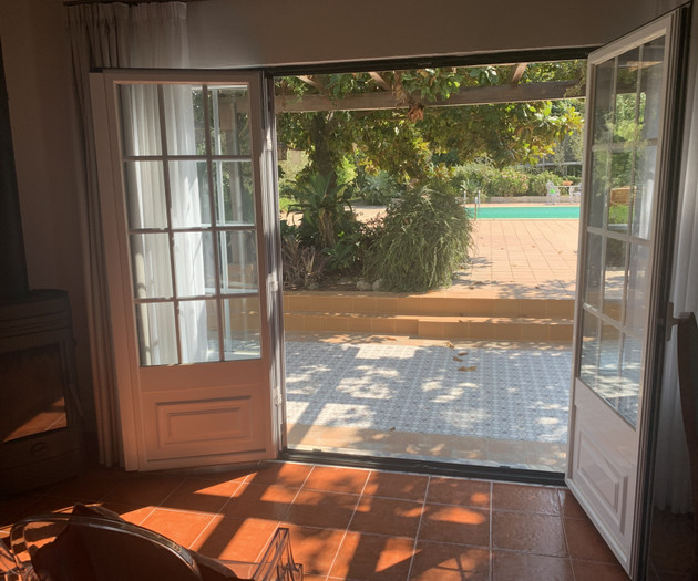 Furnished 1-Bedroom Retreat Near Óbidos | All-Incl