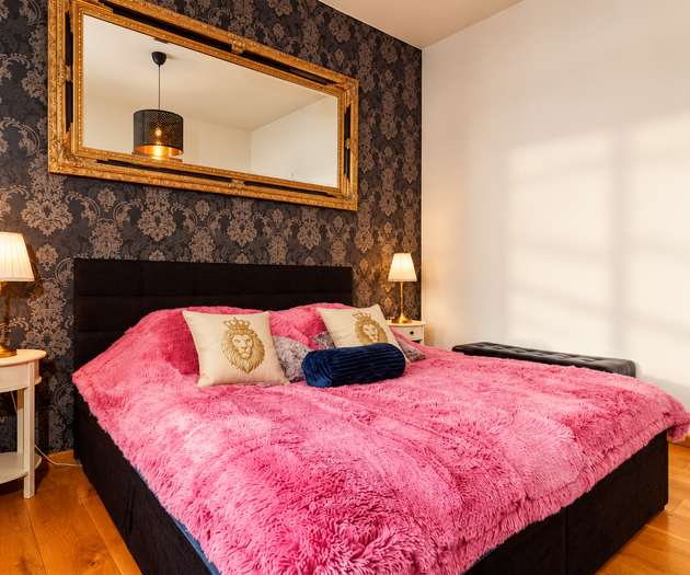 Hound Deluxe Suite | Historic Vysehrad Luxury