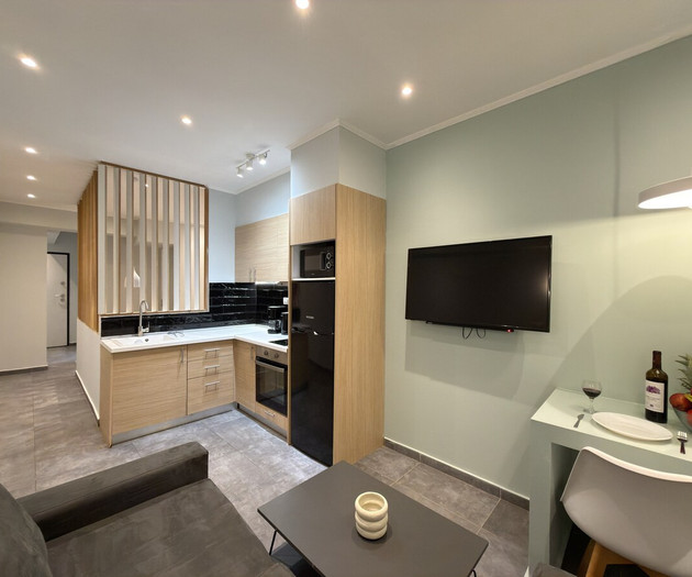 SmartLiving Central Apt 10