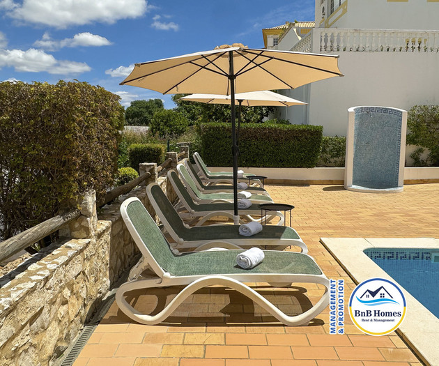 Villa Verde - 4 bedrooms, Marina view, pool & BBQ