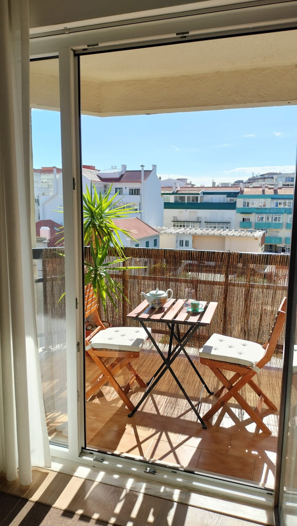 Coastal Haven – Your Creative Retreat by the Sea preview