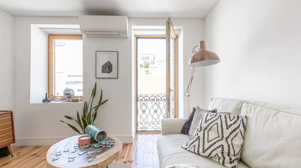 Cozy Lisbon Graça Apartment 2B preview