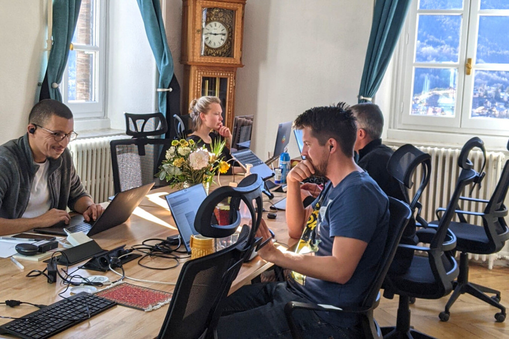 Active coliving in the mountains - Double Room Mercury
