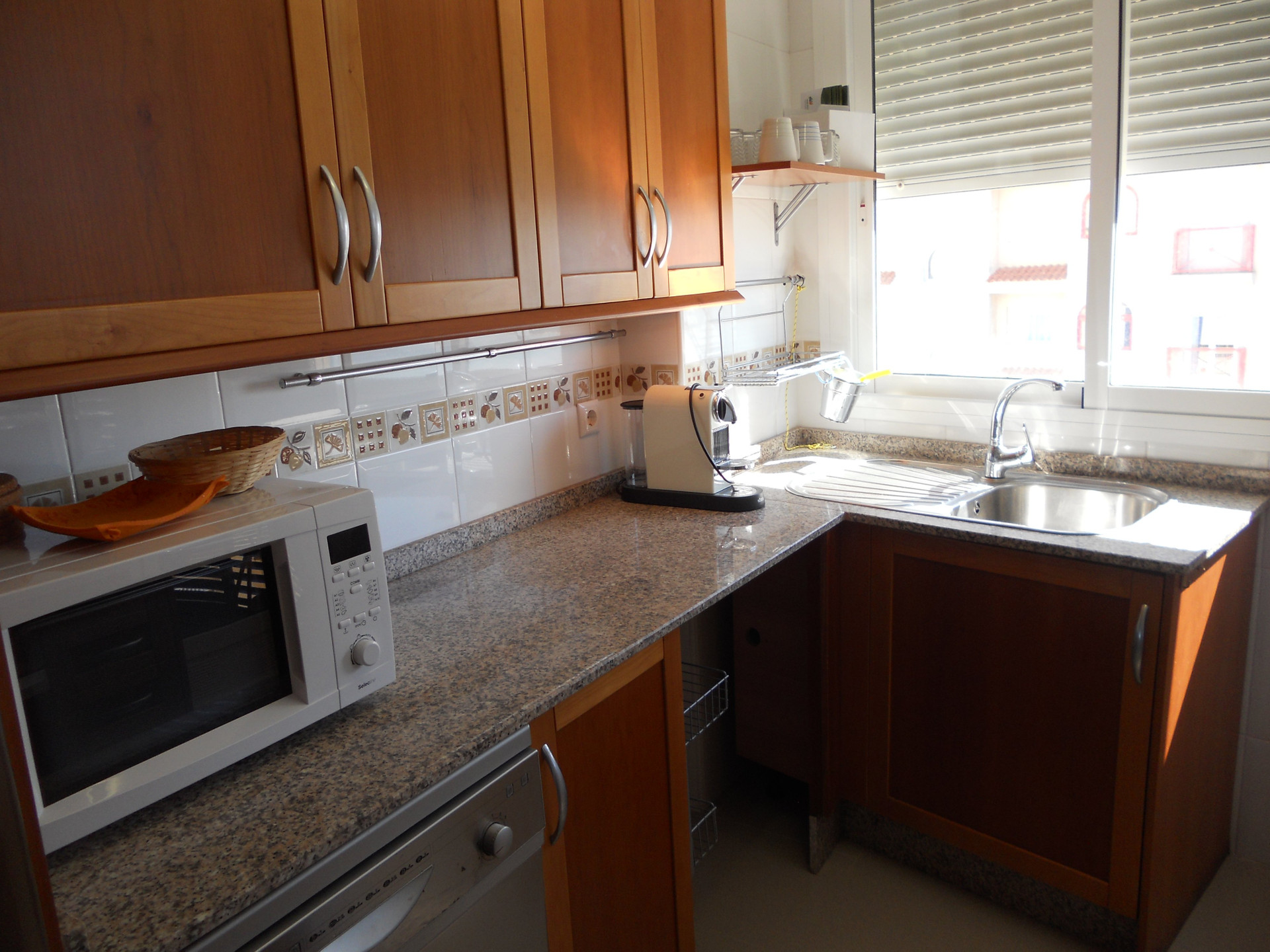 Kitchen counter with microwave