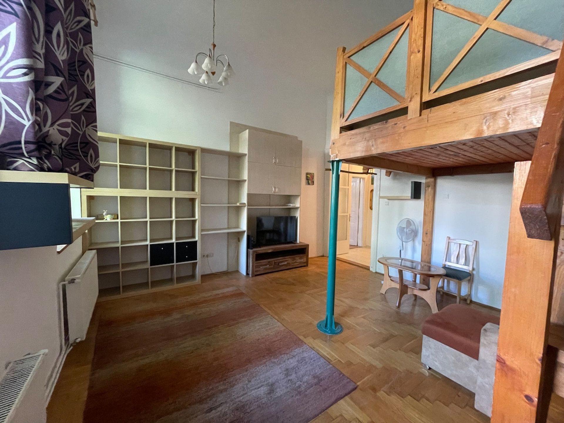 Living room image 3