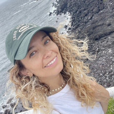 Sandra R.