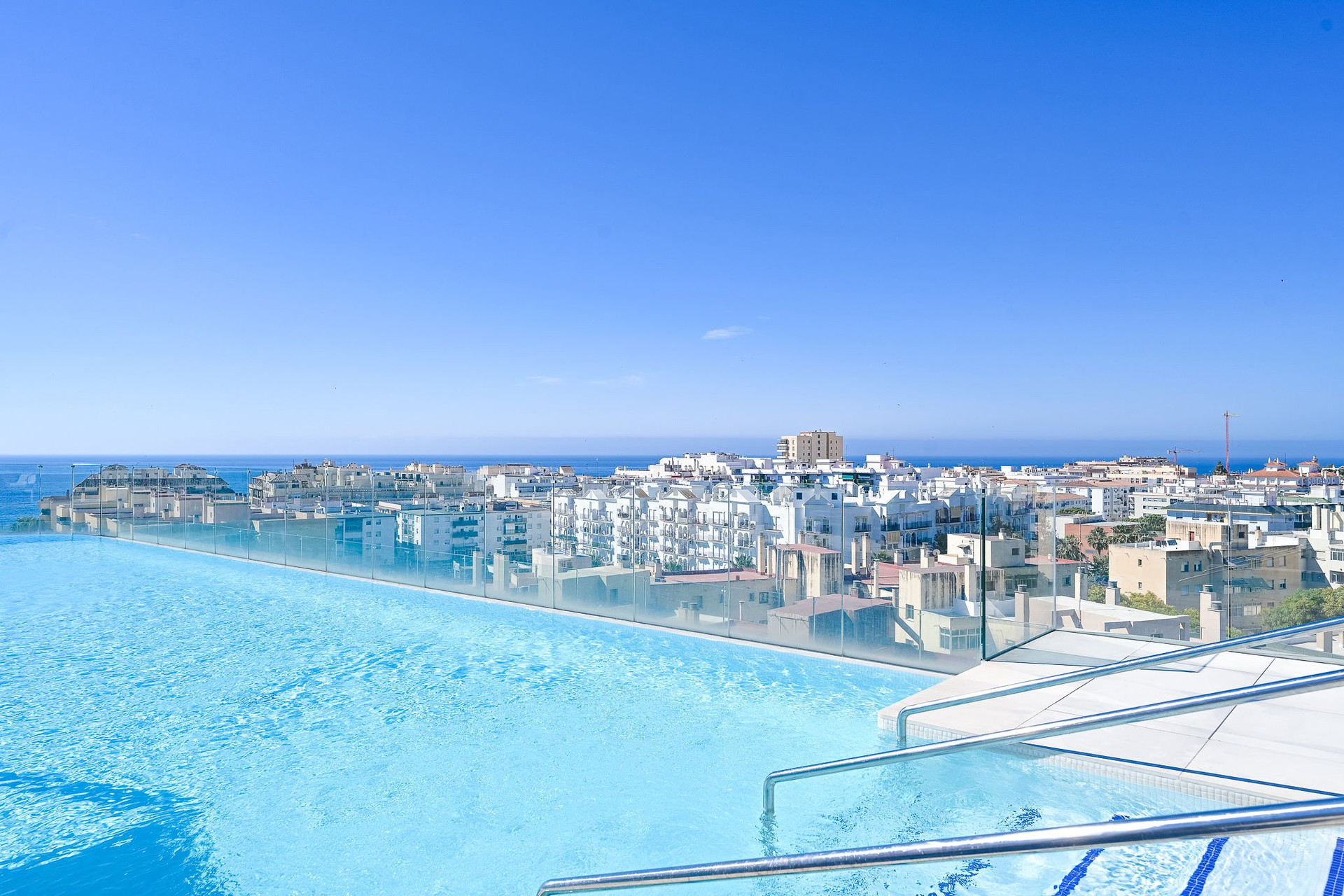 Infinity pool with sea views