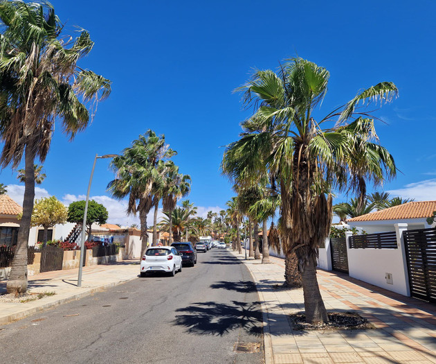 Luxury villa near beachfront in Caleta De Fuste