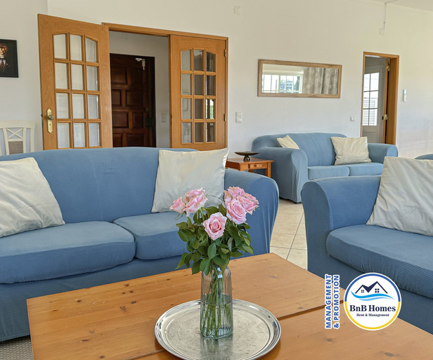 Villa Verde - 4 bedrooms, Marina view, pool & BBQ