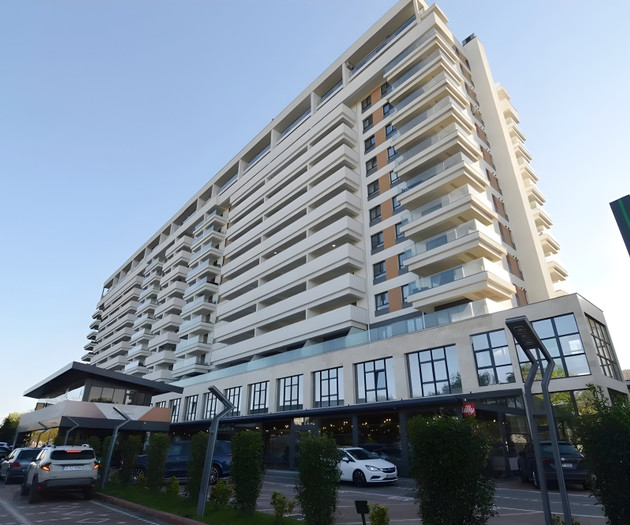 Luxury Skyline Suite at Central Address