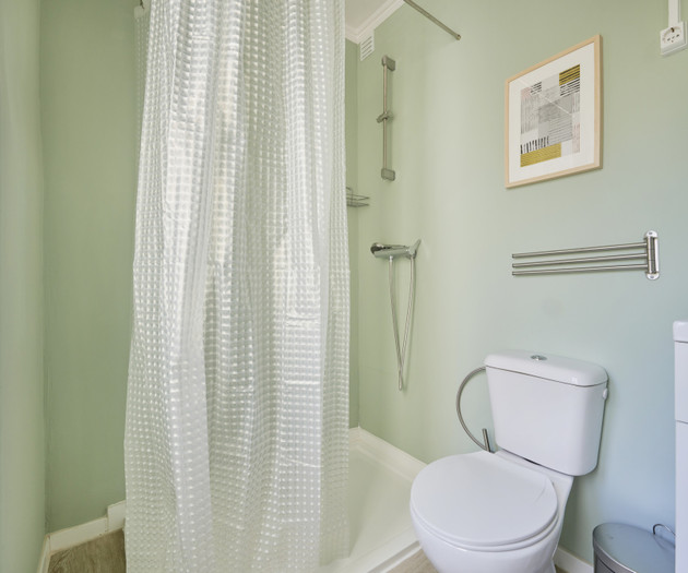 MP7# | Q4 - Room with Private Bathroom