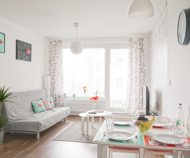 Apt. 12 min. to center*FREE GARAGE PARKING+NETFLIX