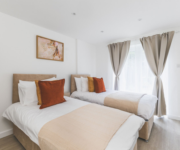 Gorgeous 3 Bed Flat, Kilburn - Central Location