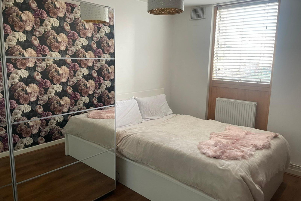 Stylish 1-Bedroom Haven in Central London preview