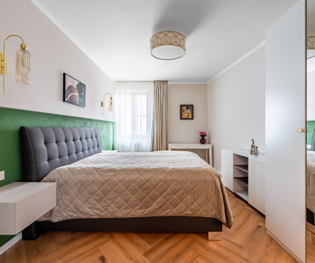Two-bedrooms apartment with air-condition, balcony