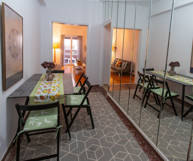 Near Acropolis, Koukaki Retreat