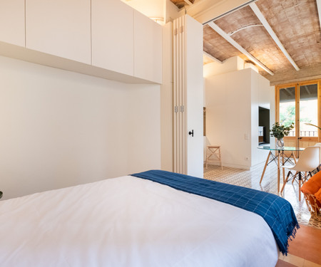 STYLISH STUDIO IN THE HEART OF BARCELONETA