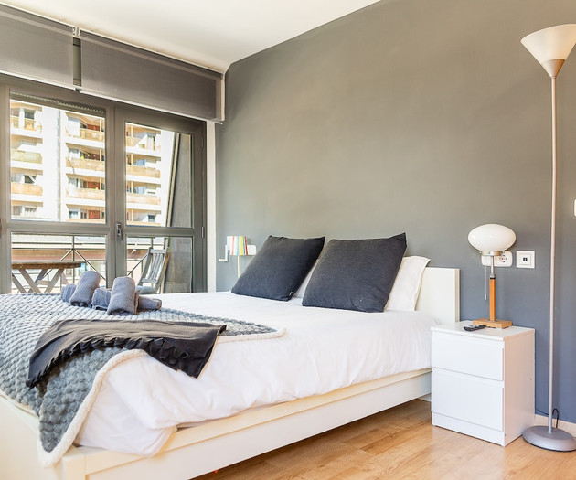 Artistic Duplex with Terrace | 10 min City Center