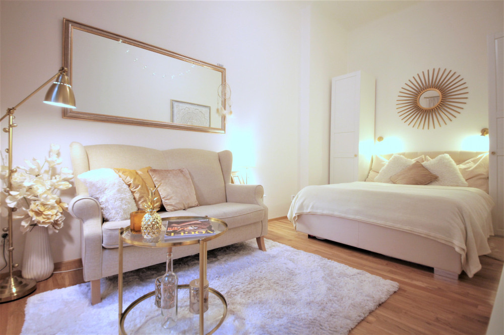 Cozy romantic apartment near city centre preview