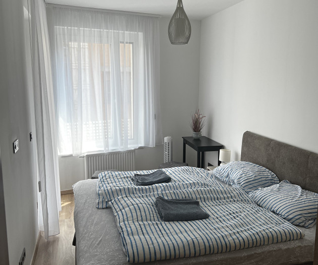 Luxury 2-bedroom 2-bathroom condo with parking