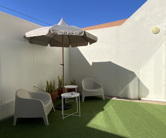 Apartamento com Pateo em Marvila, 2 wc e 2 salas