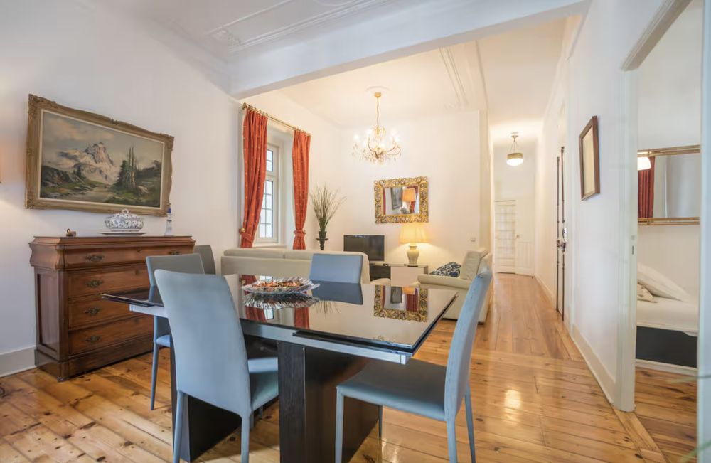 Campo Pequeno 3 bedroom Apartment preview
