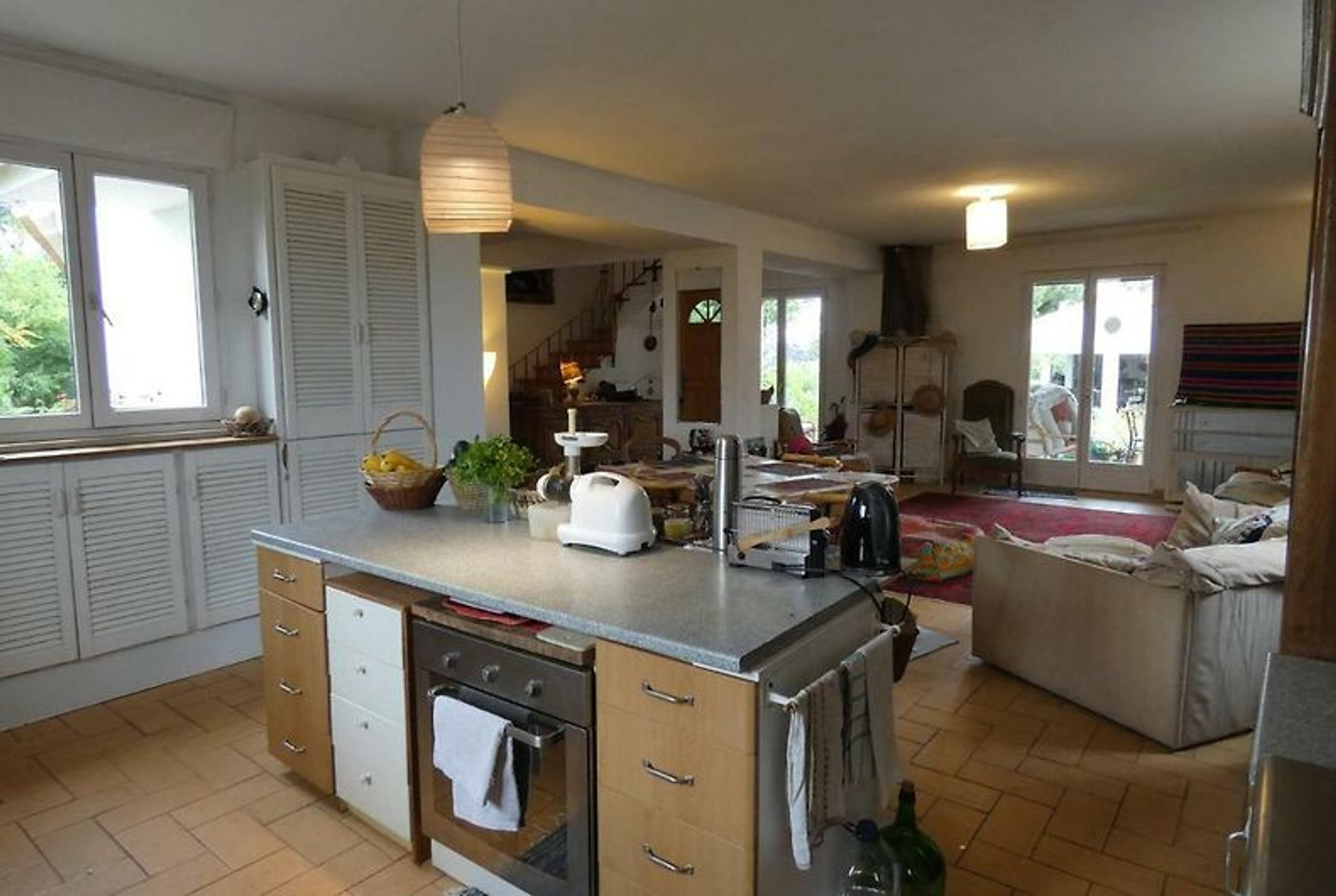 Kitchen and living room