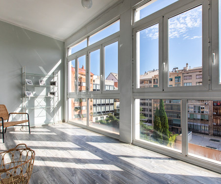 MODERNIST AND LUXURIOUS APARTMENT IN EIXAMPLE