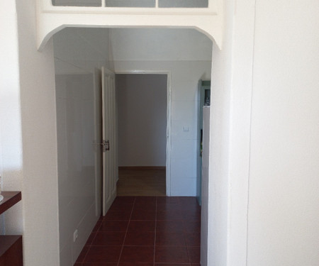 Recently renovated apartment 1km from the center