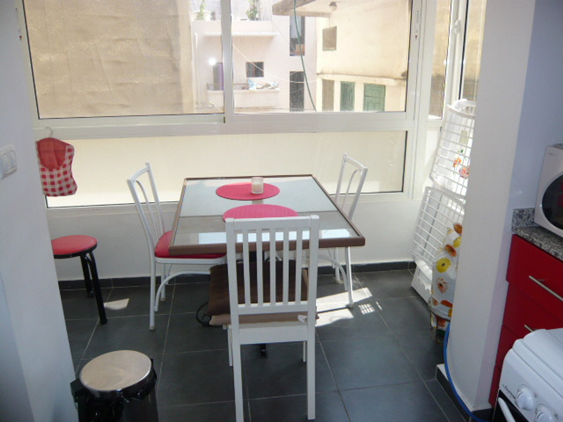 Winter garden dining