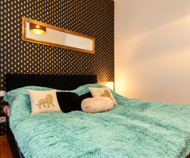 Hound Deluxe Suite | Historic Vysehrad Luxury