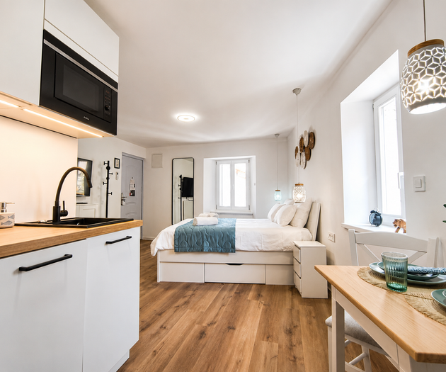 Studio Nauta – Coastal Calm in Izola Old Town