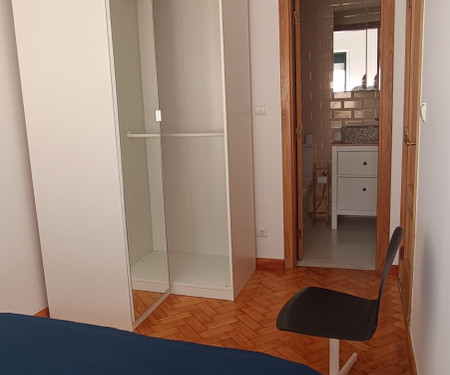 Central Lisbon 3 bedroom Office&Gym