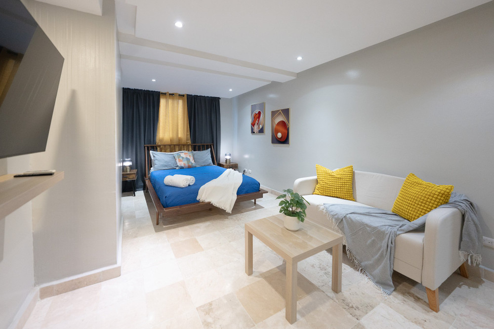City Vibes 2BR | Long Stays, Fast WiFi preview