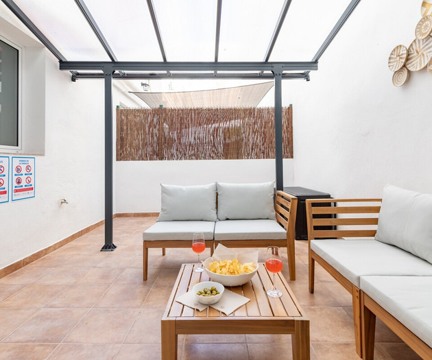 Travel Habitat Bioparc with Terrace Apartment E