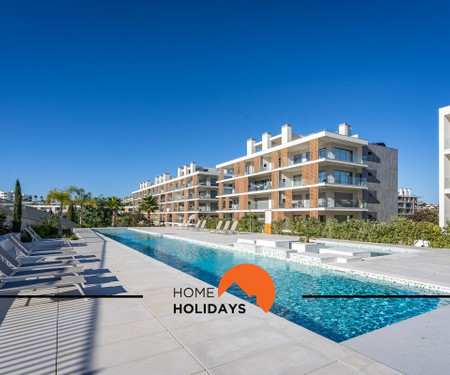 #264 Green Apartments C04 by Home Holidays