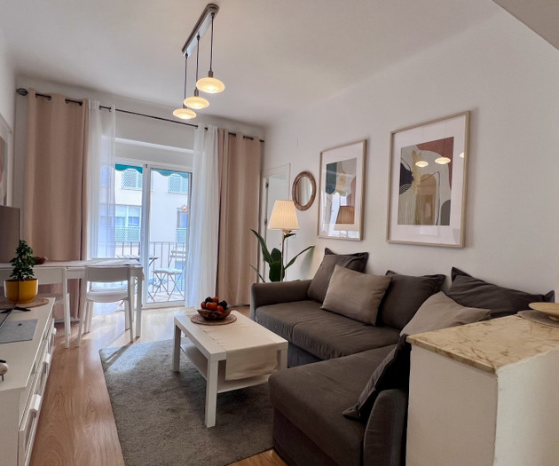 Peachy Stays 4-Bedroom Brand New Central Flat