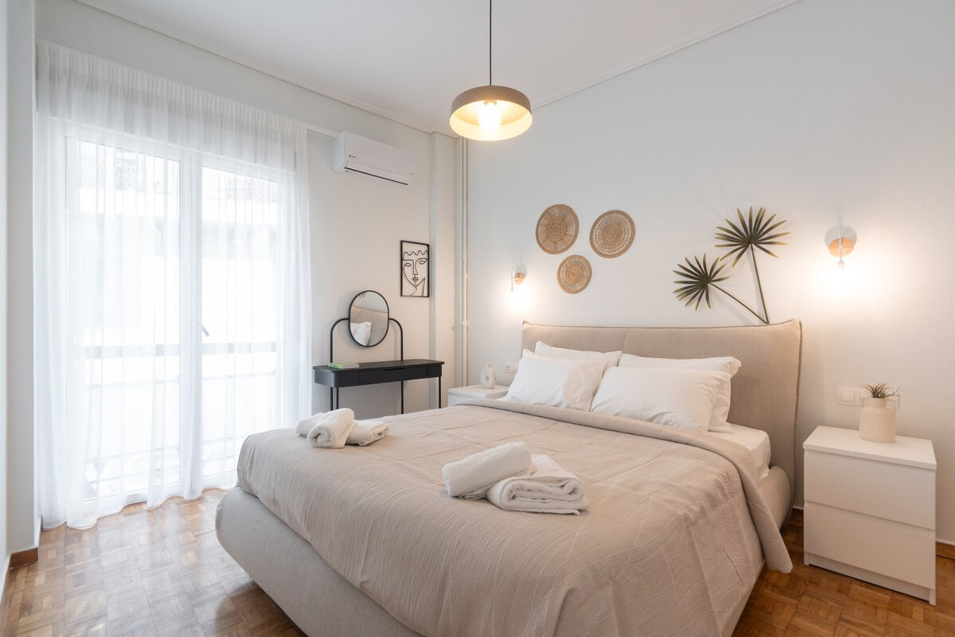 Bedroom image 1