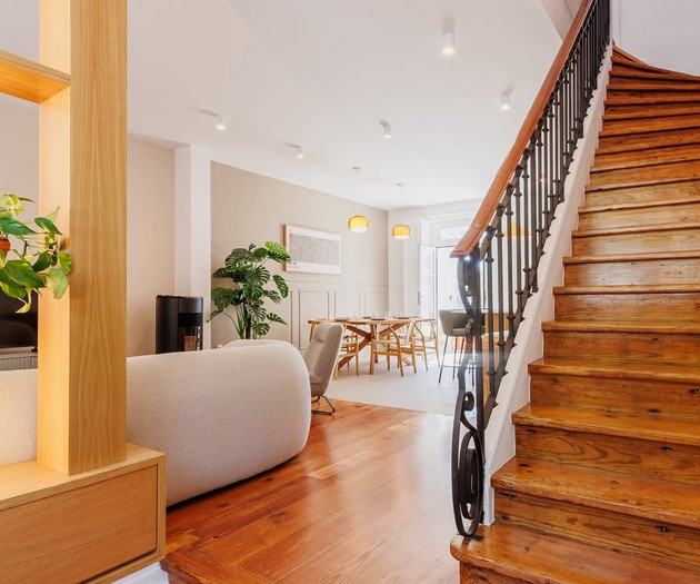 Golden Hour | Luxury T4 for Families & Groups