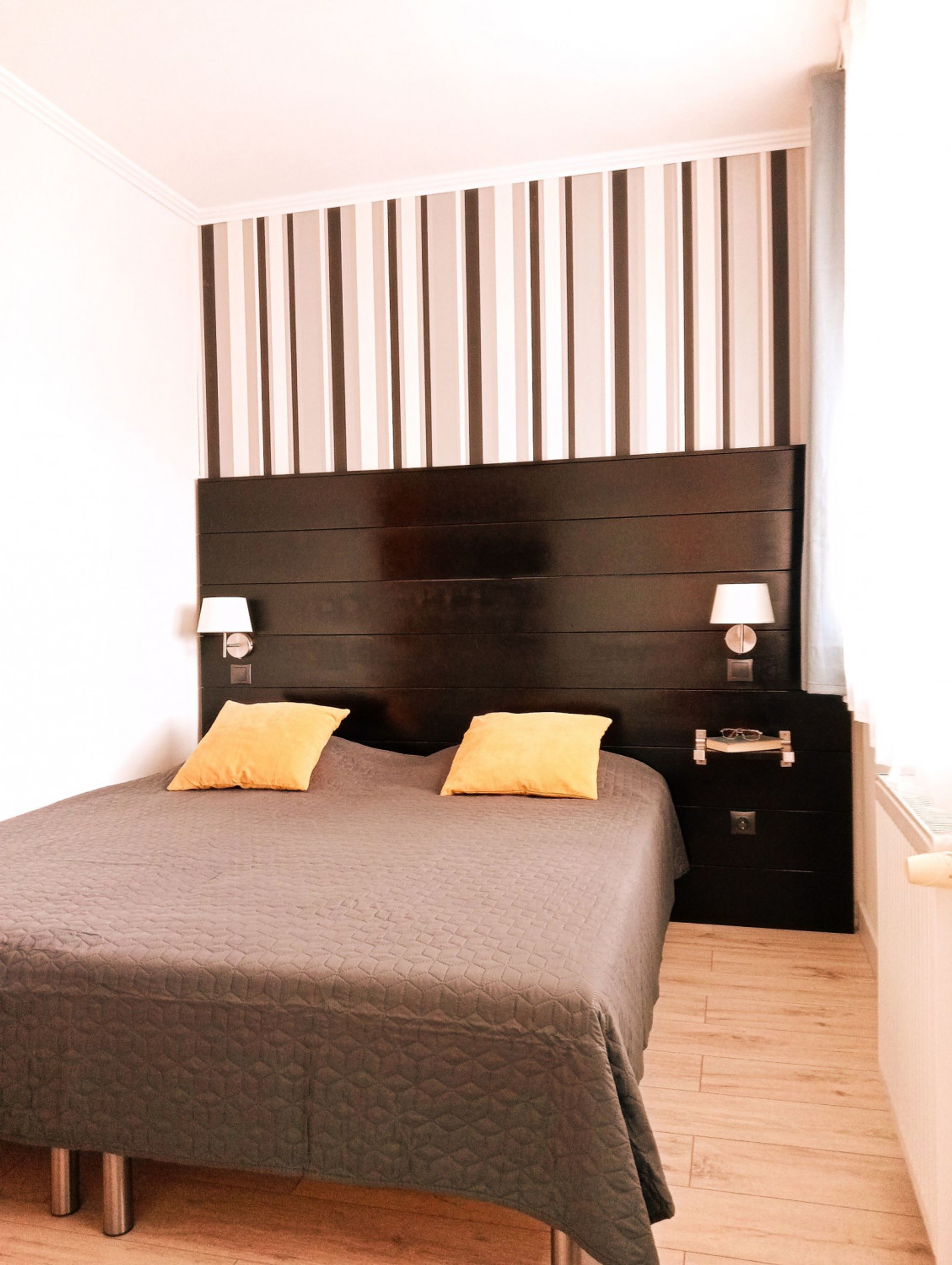 Bedroom with double bed