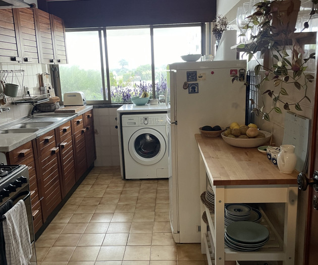 Cozy apartment close to mountain and beach!